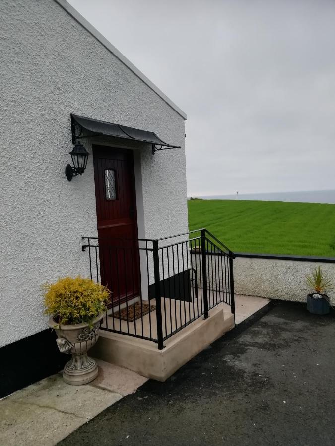 Craig Cottage Self-Catering Бушмилс Экстерьер фото